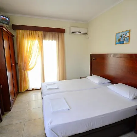 Artemis Aparthotel